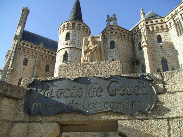 Palacio Episcopal de Astorga, Palacio de Gaudi