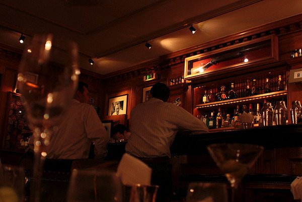 cocktail bars in Paris