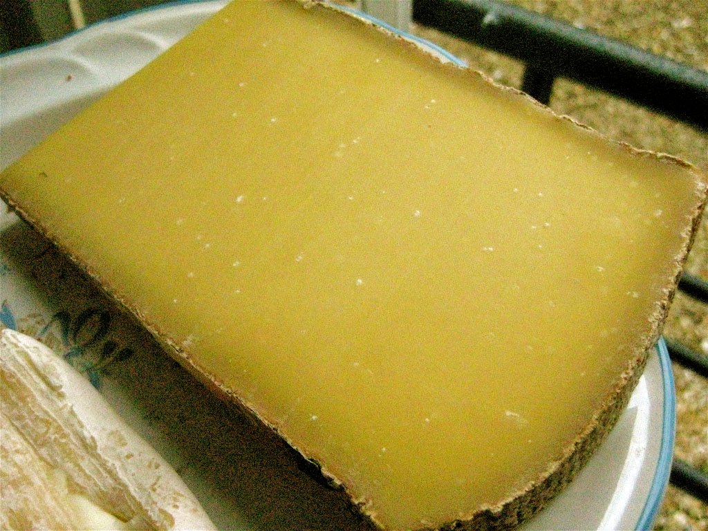 French Cheese 101 travel tips for women girlfriend getaways