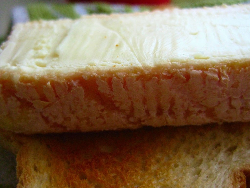 French Cheese 101 travel tips for women girlfriend getaways