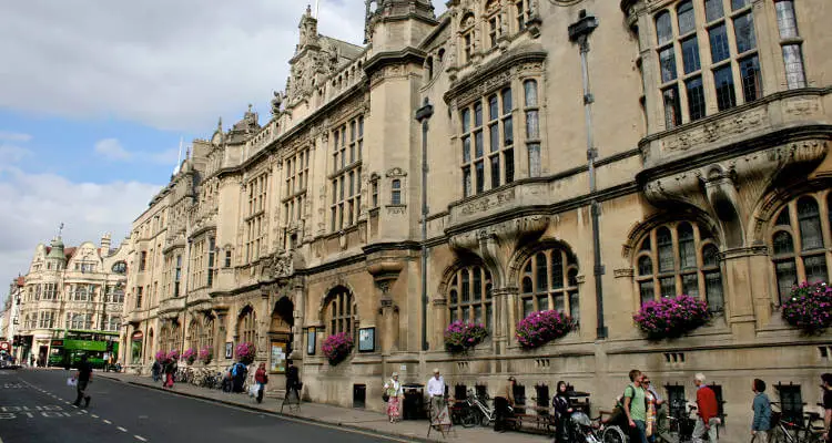 where-to-stay-in-oxford