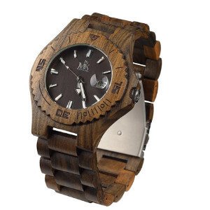 travel-gift-ideas-for-men-watch