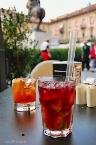 aperitivo Alba Italy negroni spritz