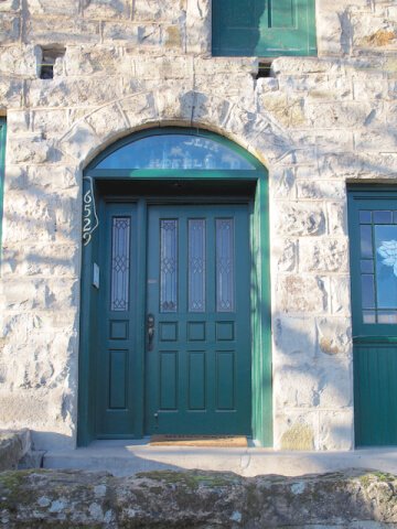 maison fleurie front door