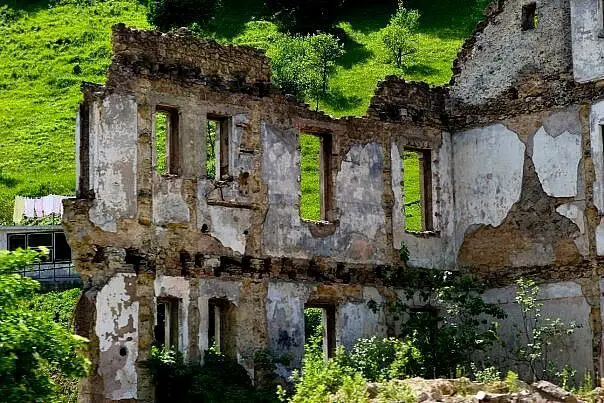 Bosnian Ruins