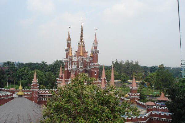 things-to-do-in-jakarta-tmii