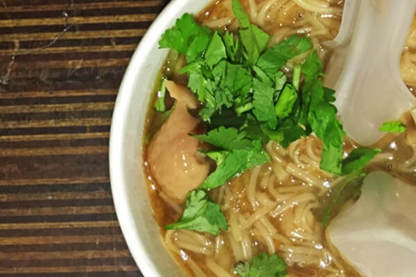 exploring-night-market-food-in-taiwan-oyster-vermicelli