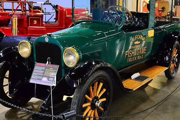 must-see-sights-of-sacramento-automobile-museum