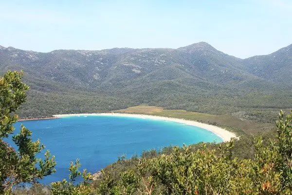 things-to-do-in-tasmania-wineglass-bay