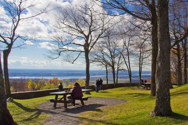 awesome-things-to-do-in-ottawa-camping