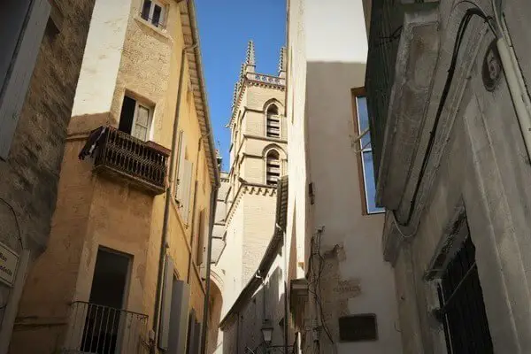 what-to-do-in-montpellier-cathedral