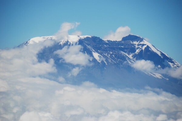 top-6-adventure-treks-for-solo-female-travellers-kilimanjaro