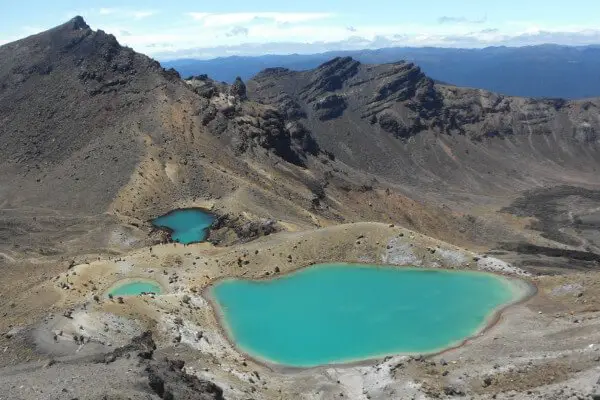 top-6-adventure-treks-for-solo-female-travellers-tongariro