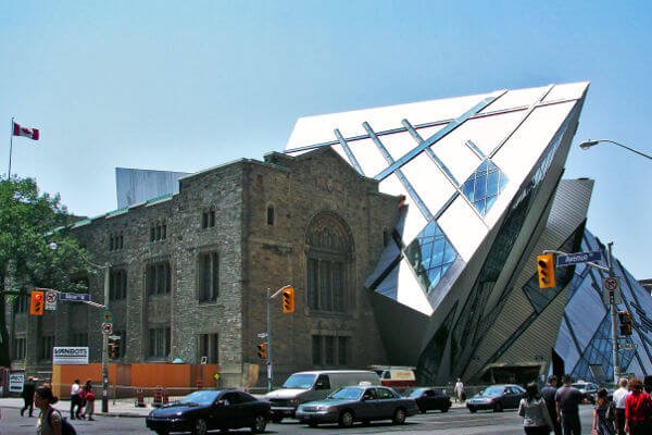 things-to-do-in-toronto-royal-ontario-museum