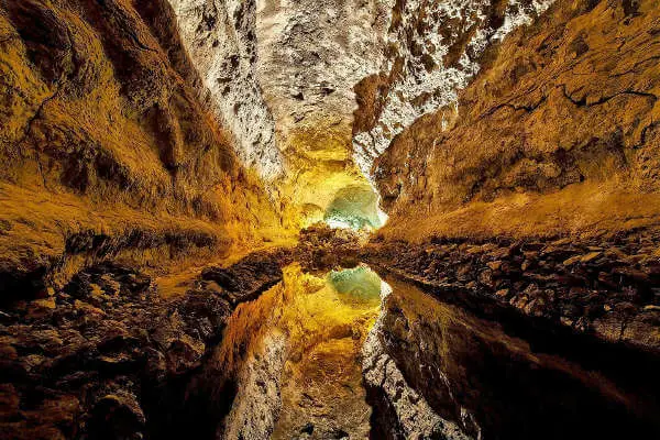 best-things-to-do-in-lanzarote-caves