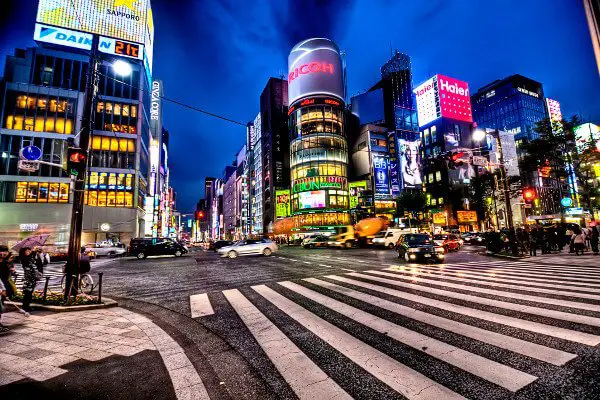 fun-things-to-do-in-tokyo-at-night-evening-stroll