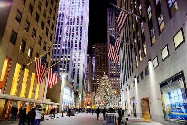 Rockefeller_Center_Christmas_Tree_NY