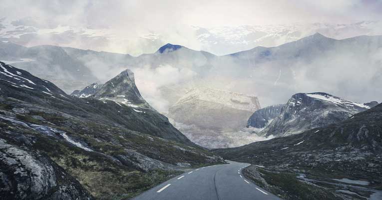 Road-Trips-in-Norway