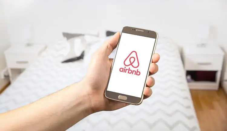 Airbnb on mobile phone