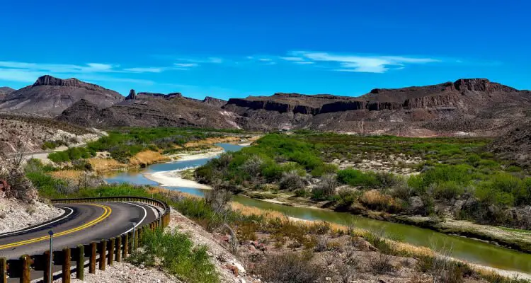 iconic-motorcycle-routes-in-the-usa