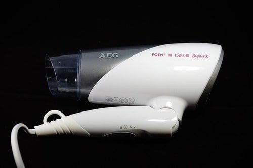 folding hair dryer