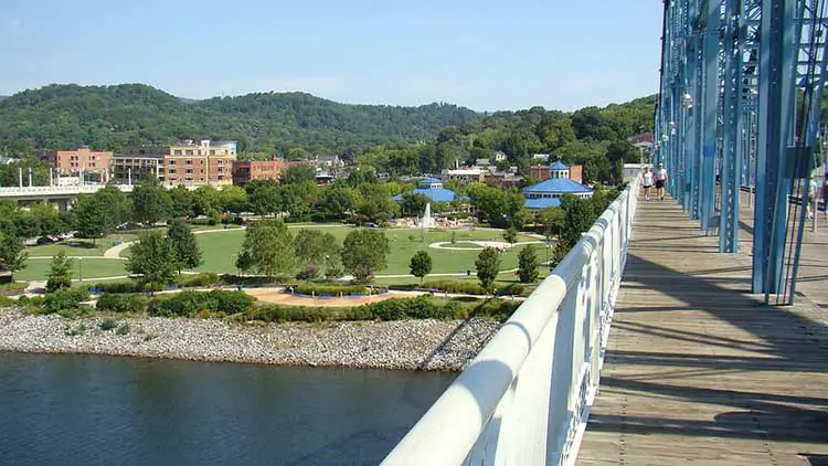 Best Places To EAT, DRINK & SHOP in Chattanooga – Travel Belles