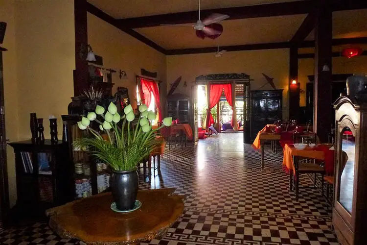 Malis Restaurant Phnom Penh