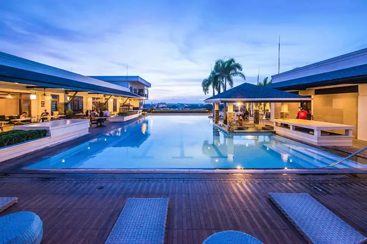 L'Fisher Hotel Bacolod Photo